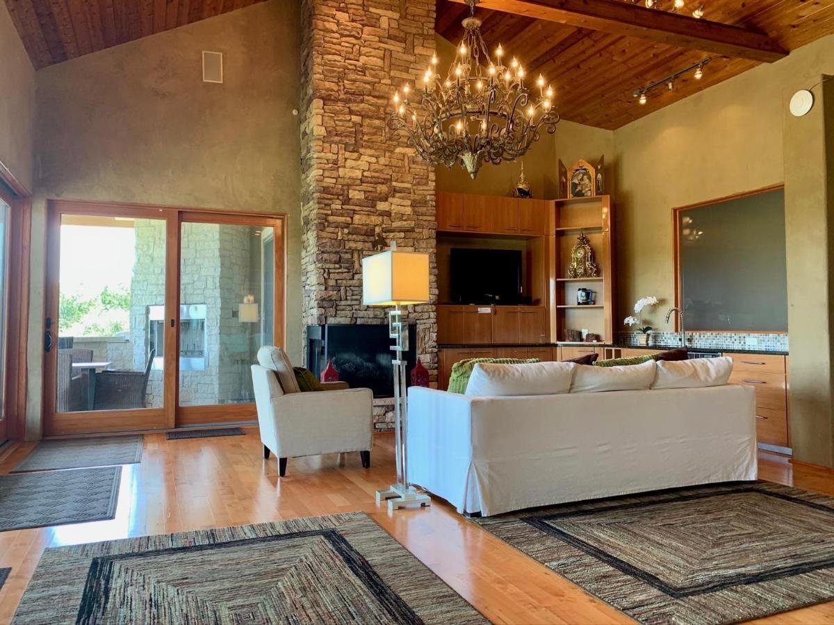 新布朗费尔斯Scenic Hill Country Retreat - Rhino Ranch别墅 外观 照片
